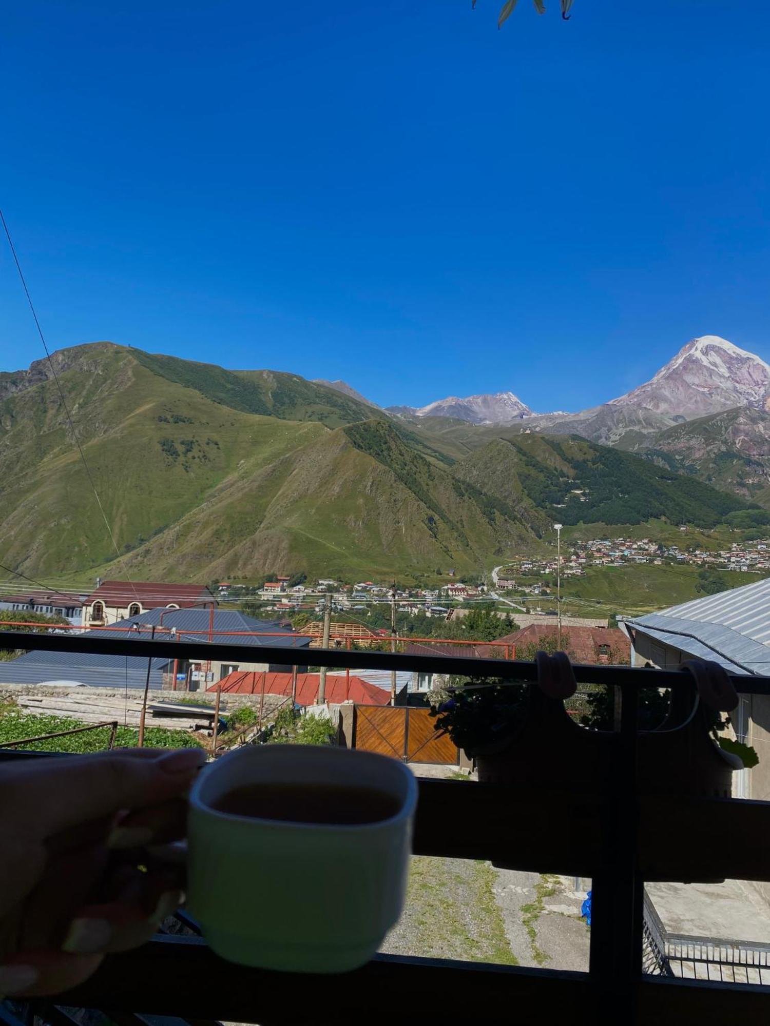 Guesthouse Relax In Kazbegi Exterior foto